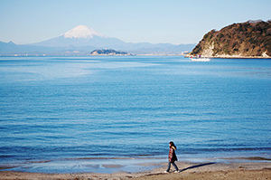 “穏やかな海（逗子湾）”